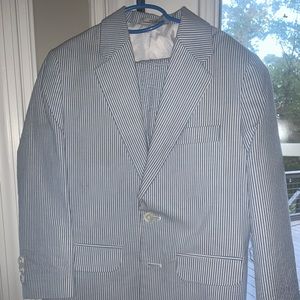 Izod pin striped suit boys size 8 reg